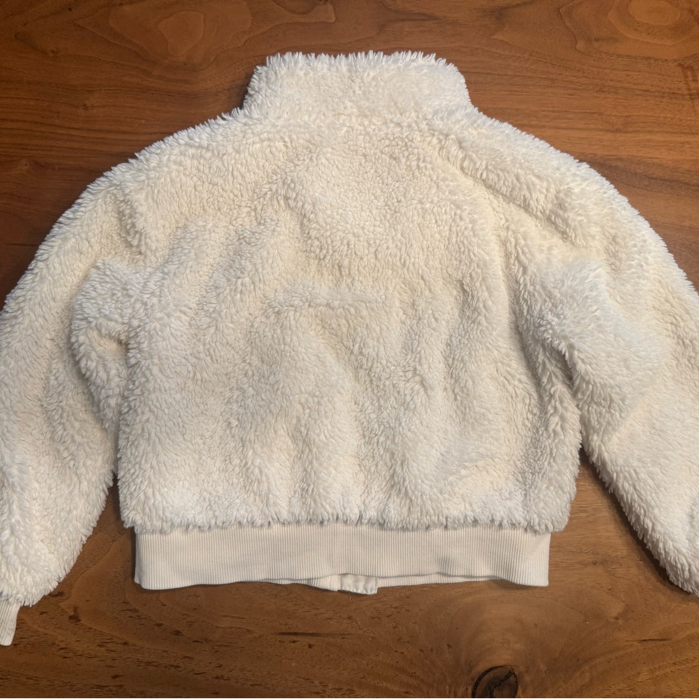 Janie and Jack Sherpa Cropped Jacket | Jet Ivory | GUC | Cozy Fall Layer - Picture 4 of 6
